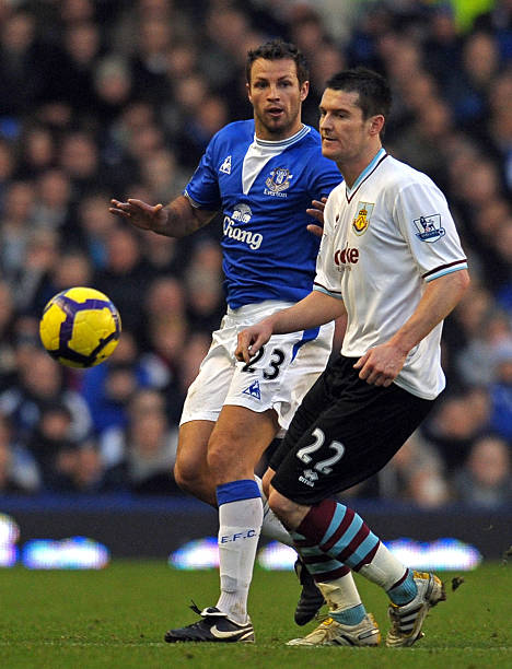 她们用自己 她们用自己