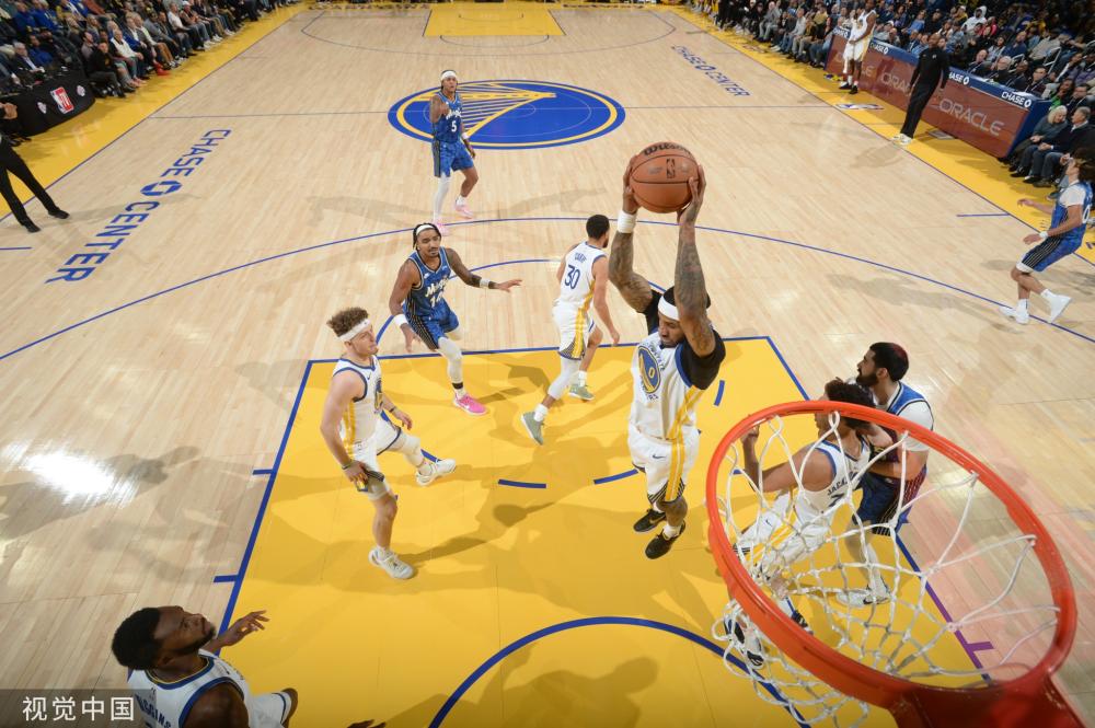 控在攻防两 控在攻防两